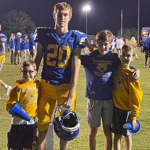 Meet your Posher, Shannon